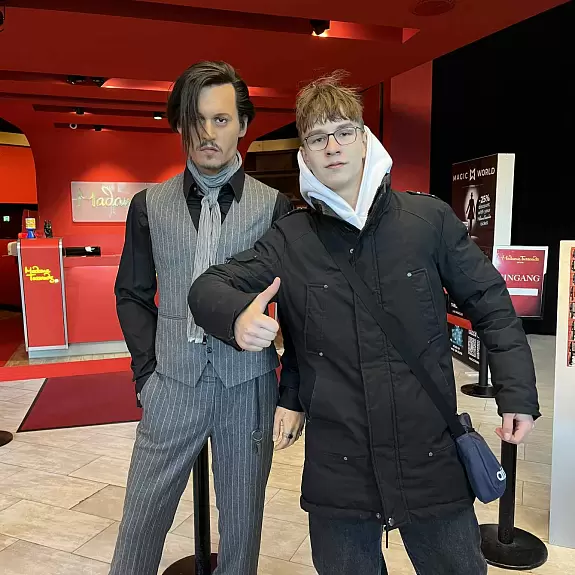 c30f0c0f-29e9-41b2-921b-15033c903387