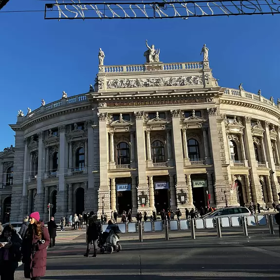 279cb77a-fbfc-4e0e-adff-3cb08ac56c18