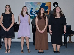 První absolventský koncert